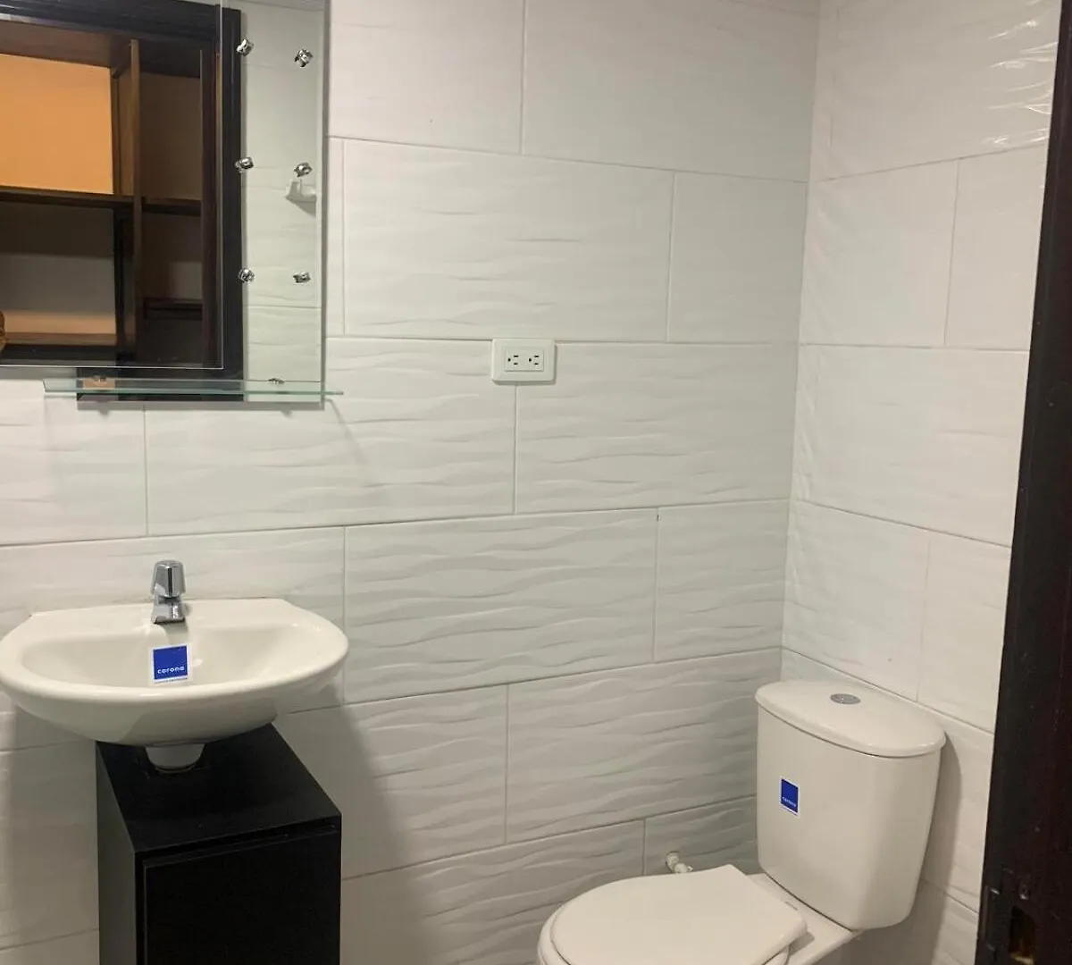 Casa Colonial La Esperanza, Cerca Al Aeropuerto El Dorado- Familiar Villa Bogota 0*,
