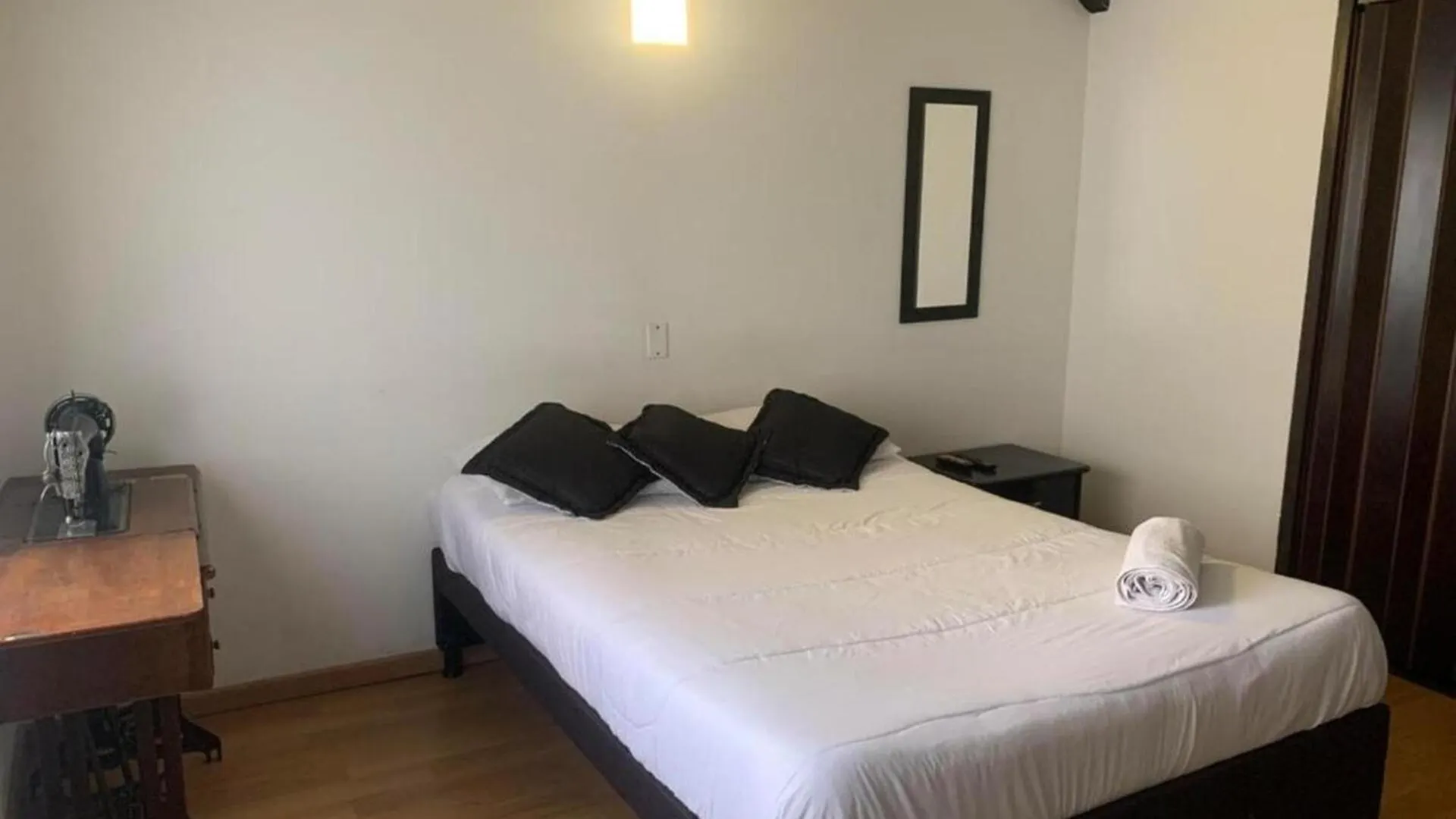 Casa Colonial La Esperanza, Cerca Al Aeropuerto El Dorado- Familiar Villa Bogota Colombia